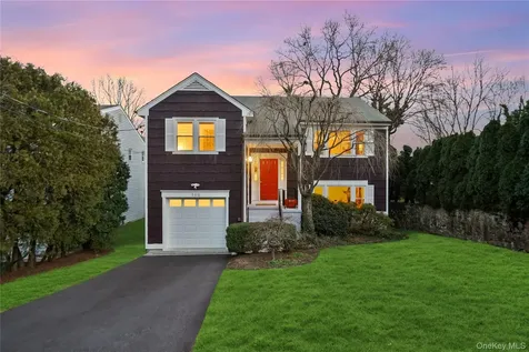 166 Highview Street Mamaroneck NY 10543