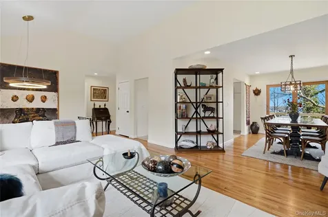 166 Highview Street Mamaroneck NY 10543