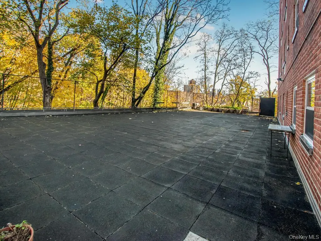 3030 Johnson Avenue Bronx NY 10463