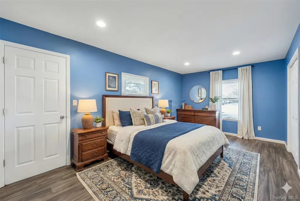 10 Westwind Drive Bohemia NY 11716
