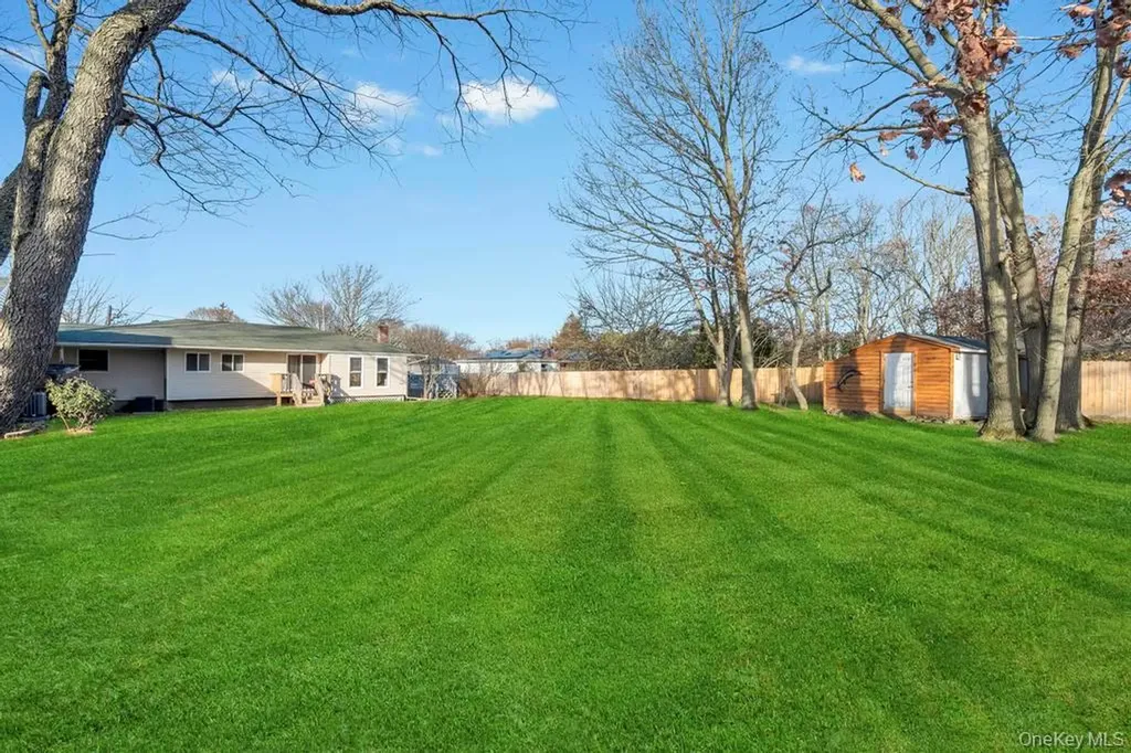 10 Westwind Drive Bohemia NY 11716
