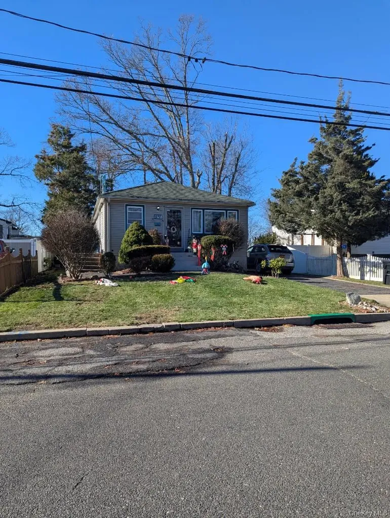 Bay Shore NY 11706