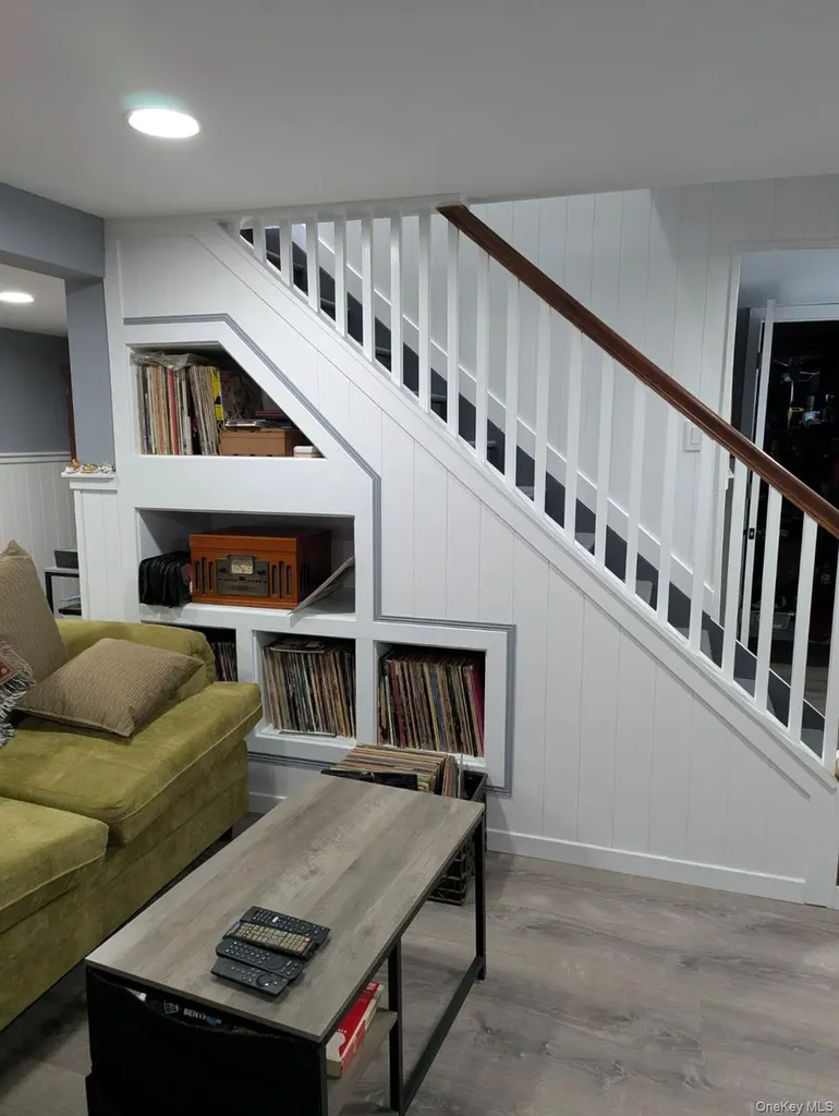 Bay Shore NY 11706