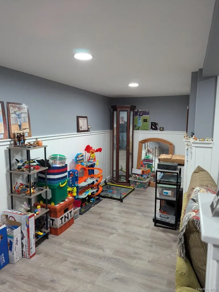 Bay Shore NY 11706