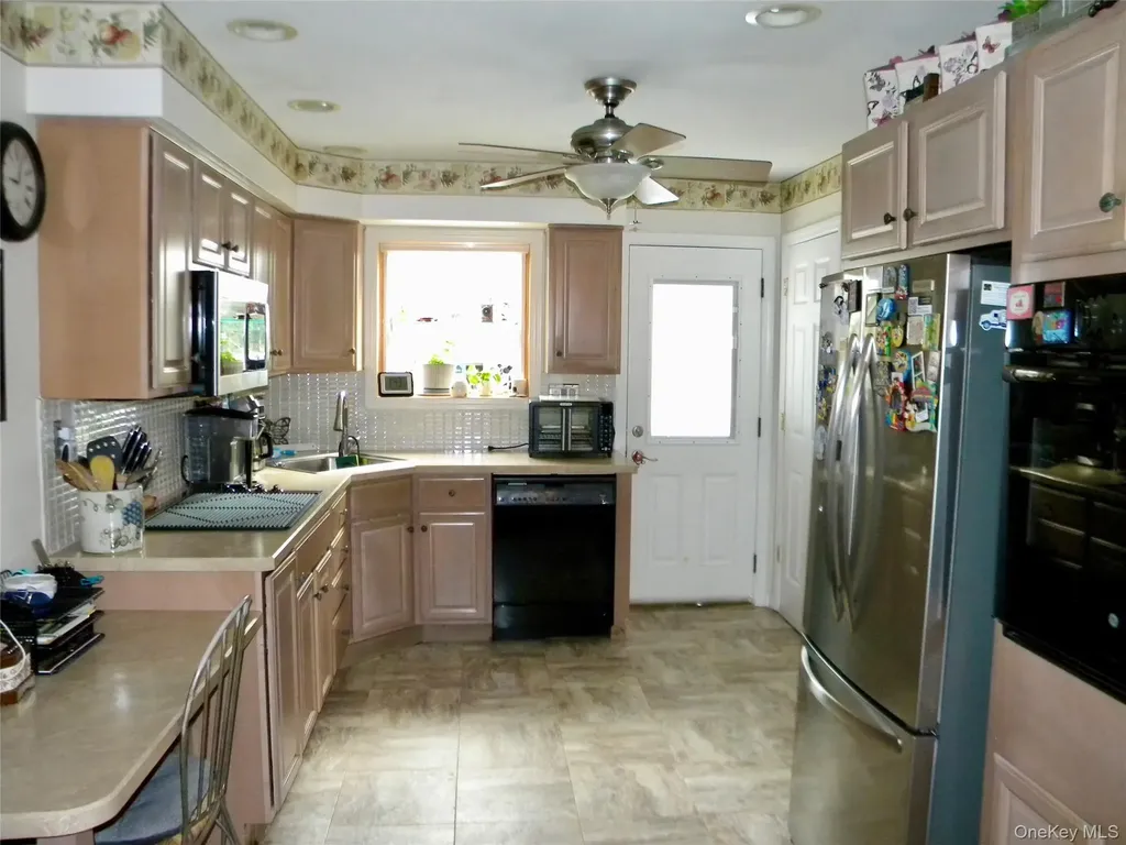 79 S Evergreen Drive Selden NY 11784