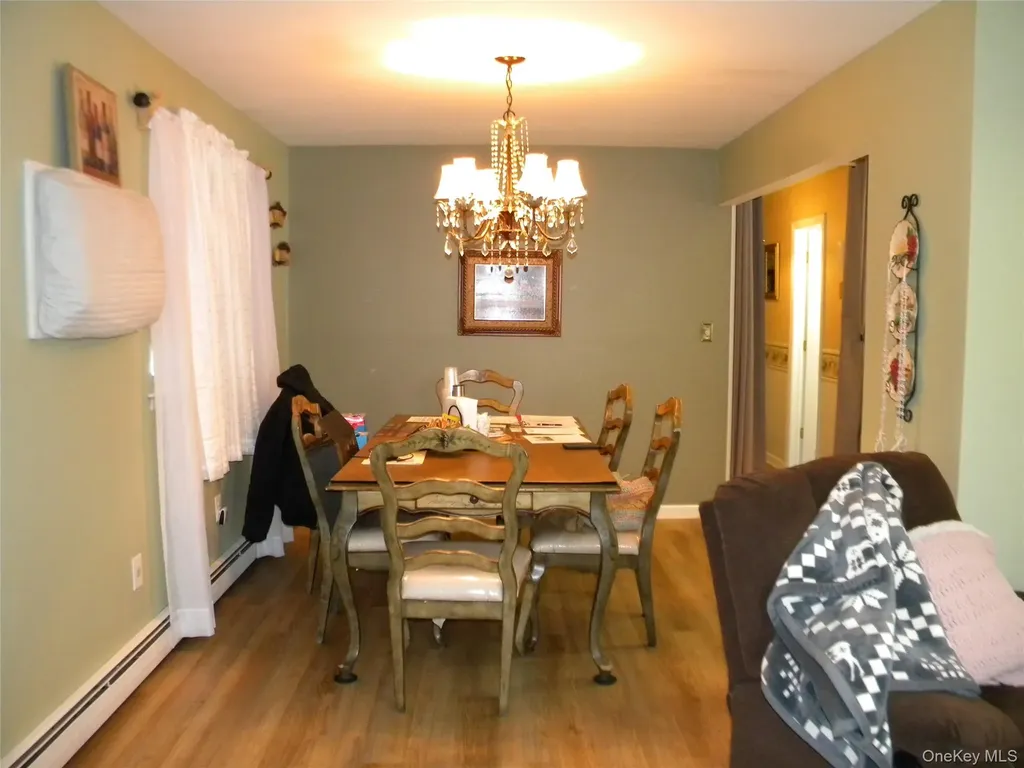 79 S Evergreen Drive Selden NY 11784