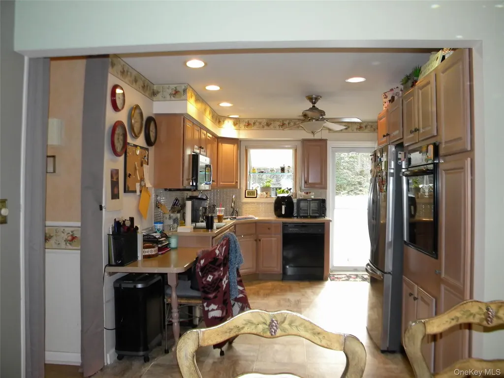 79 S Evergreen Drive Selden NY 11784