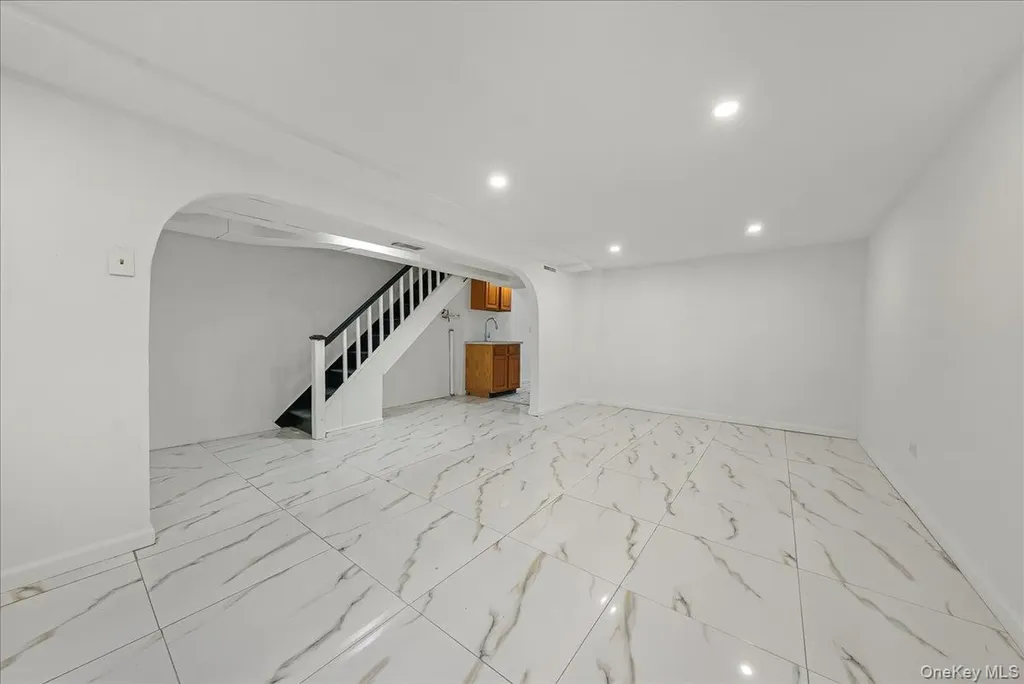 4309 Edson Avenue Bronx NY 10466