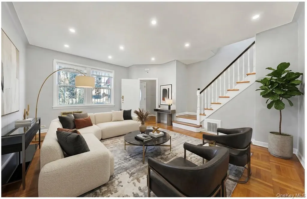 4309 Edson Avenue Bronx NY 10466