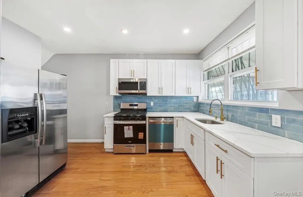 4309 Edson Avenue Bronx NY 10466