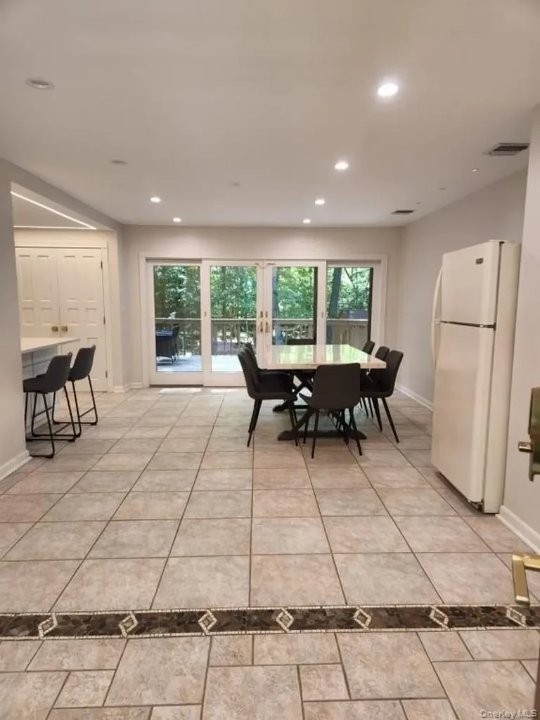 11 Cliff Court Monroe NY 10950