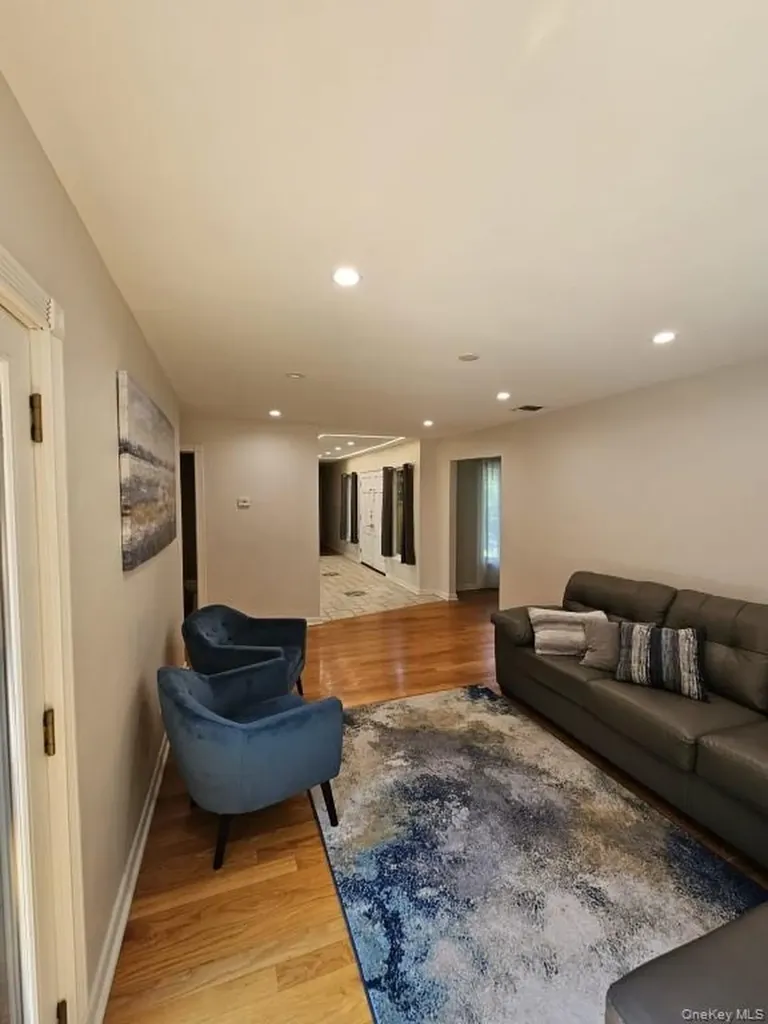 11 Cliff Court Monroe NY 10950