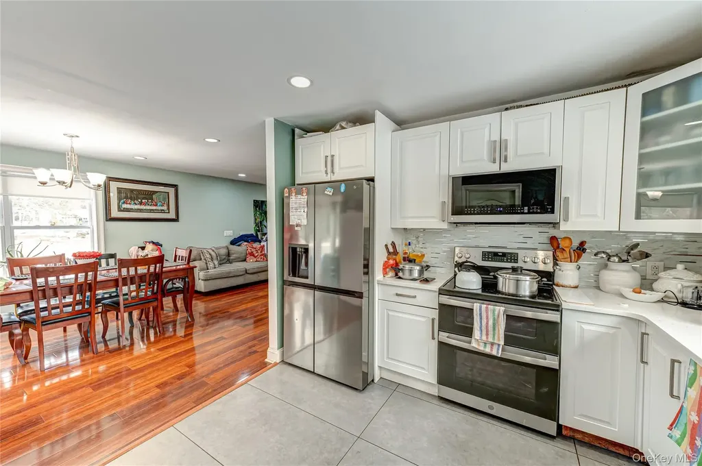 85 Bayview Avenue East Patchogue NY 11772