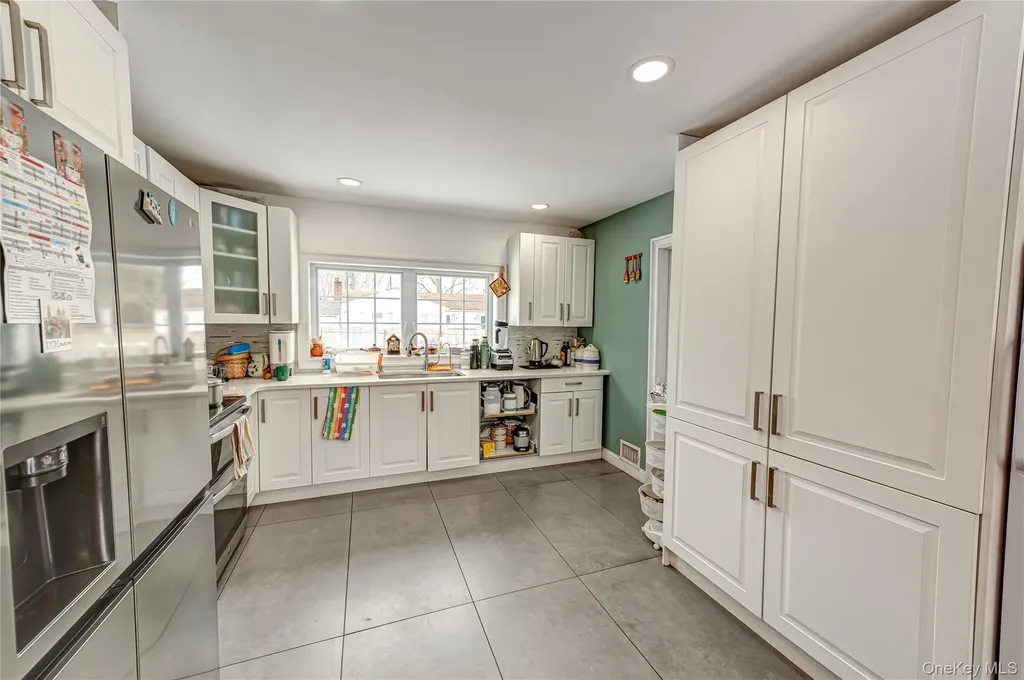 85 Bayview Avenue East Patchogue NY 11772