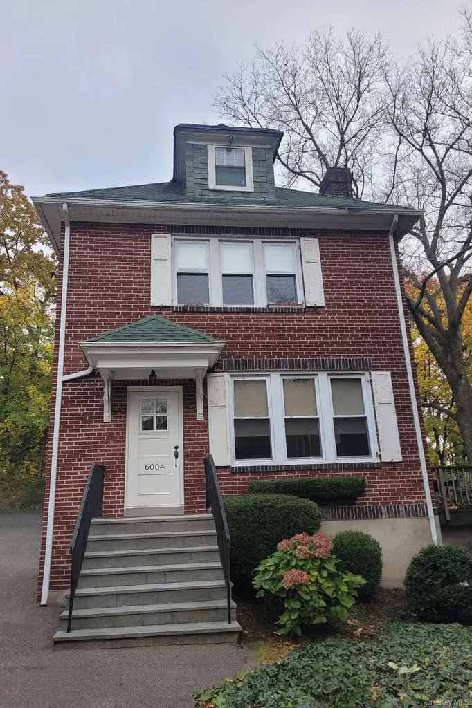 6004 Netherland Avenue Bronx NY 10471