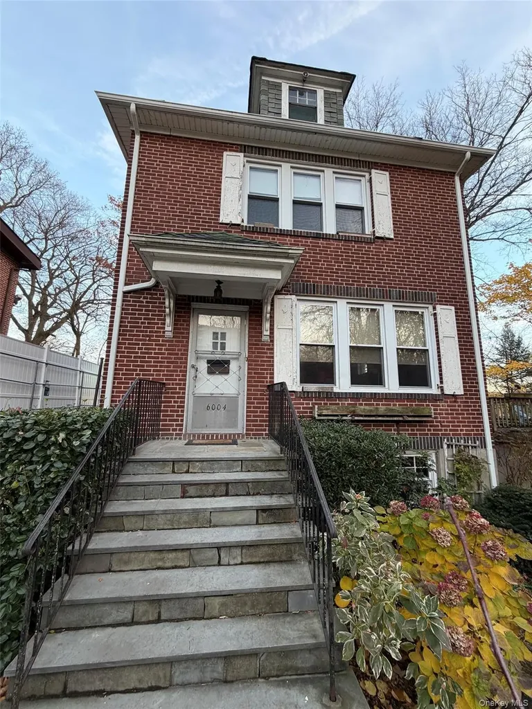 6004 Netherland Avenue Bronx NY 10471