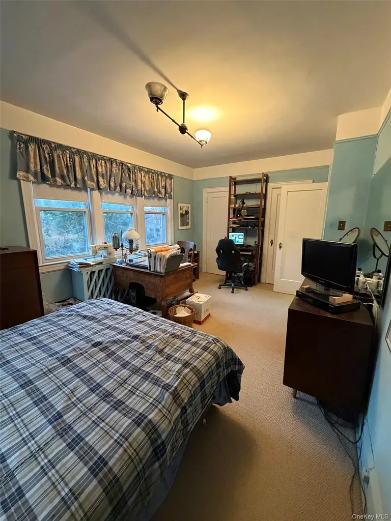 6004 Netherland Avenue Bronx NY 10471