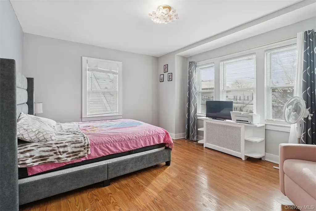 2861 Tilrose Avenue Oceanside NY 11572