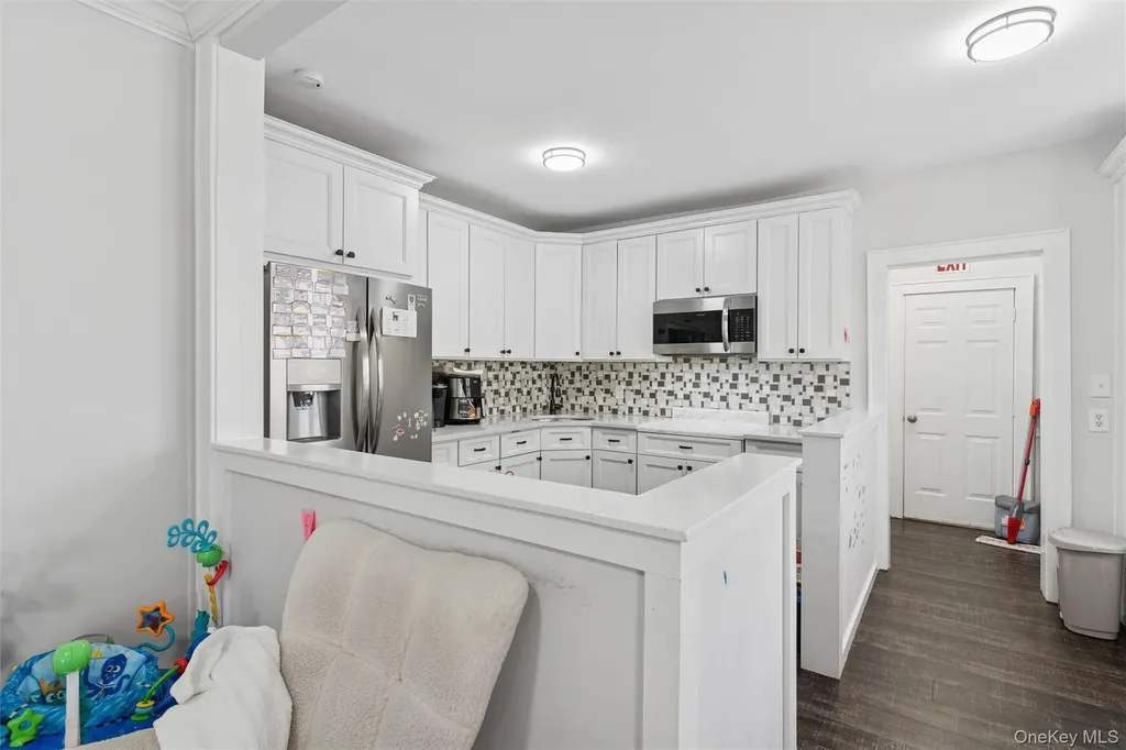 2861 Tilrose Avenue Oceanside NY 11572