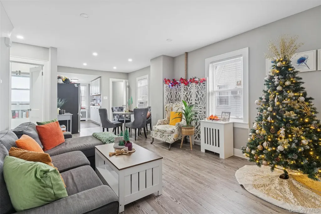 2861 Tilrose Avenue Oceanside NY 11572