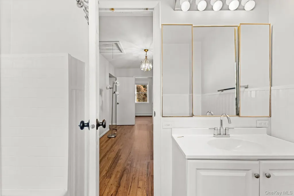 45 Pamela Lane Valhalla NY 10595