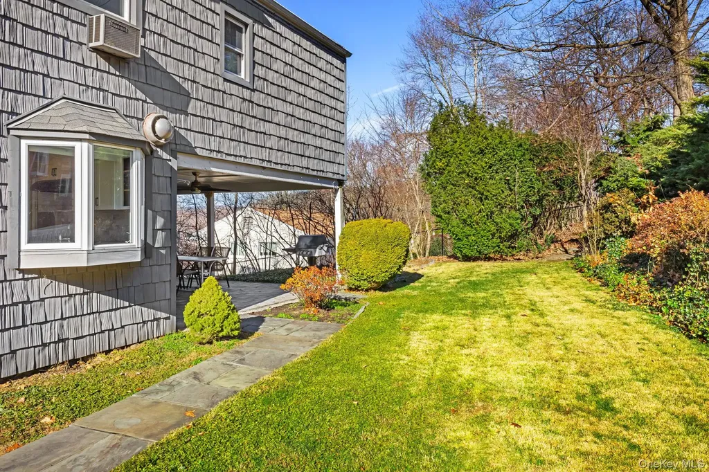 45 Pamela Lane Valhalla NY 10595