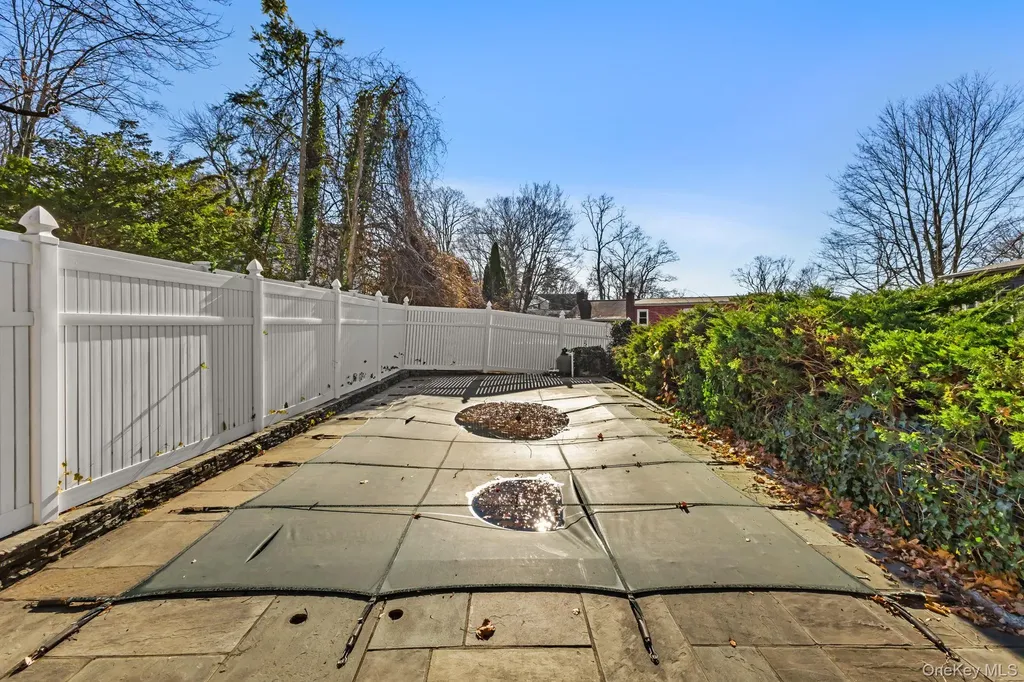 45 Pamela Lane Valhalla NY 10595