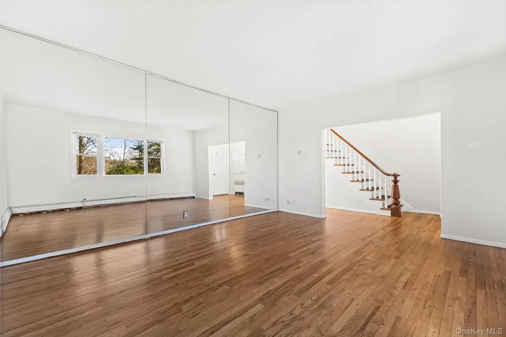 45 Pamela Lane Valhalla NY 10595