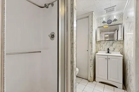 45 Pamela Lane Valhalla NY 10595