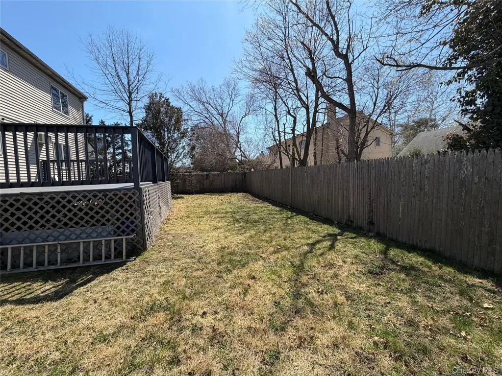 41 Avon Road Hewlett NY 11557