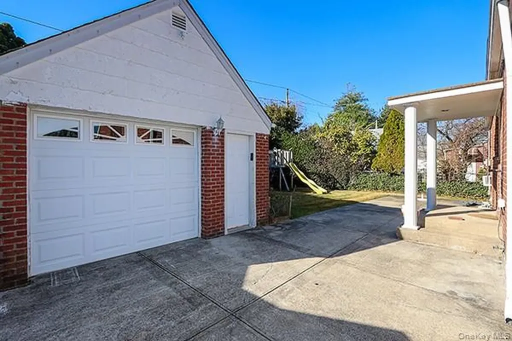 665 Foch Boulevard Williston Park NY 11596