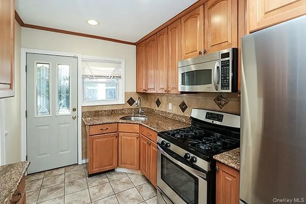 665 Foch Boulevard Williston Park NY 11596