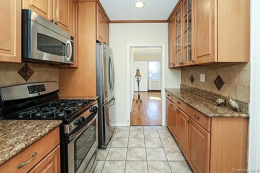665 Foch Boulevard Williston Park NY 11596