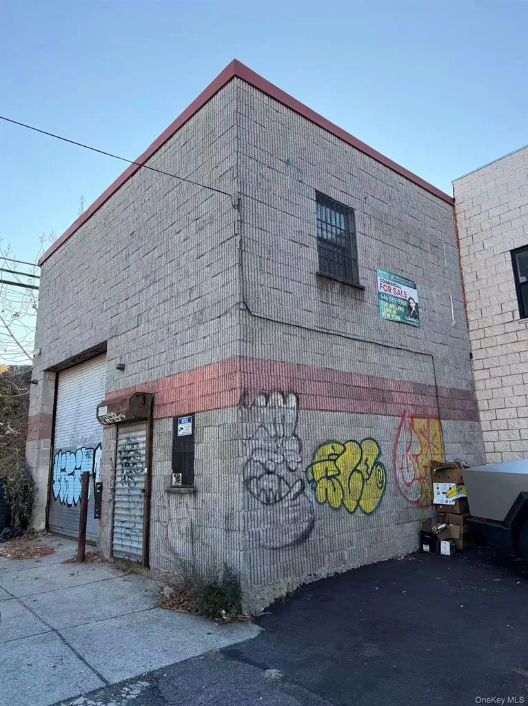 70-42 48th Avenue Woodside NY 11377