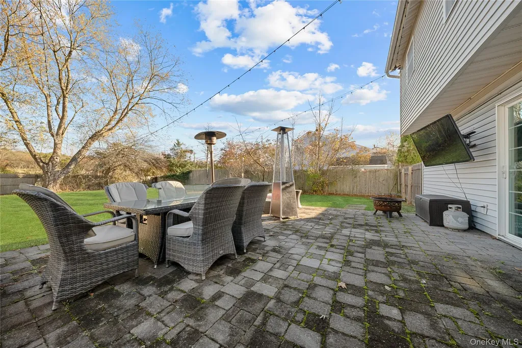 60 Mercury Avenue East Patchogue NY 11772