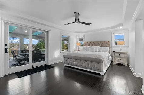 19 W Tiana Road Hampton Bays NY 11946
