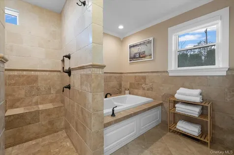 19 W Tiana Road Hampton Bays NY 11946