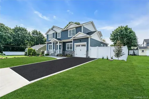 68 Caroline Street Bethpage NY 11714