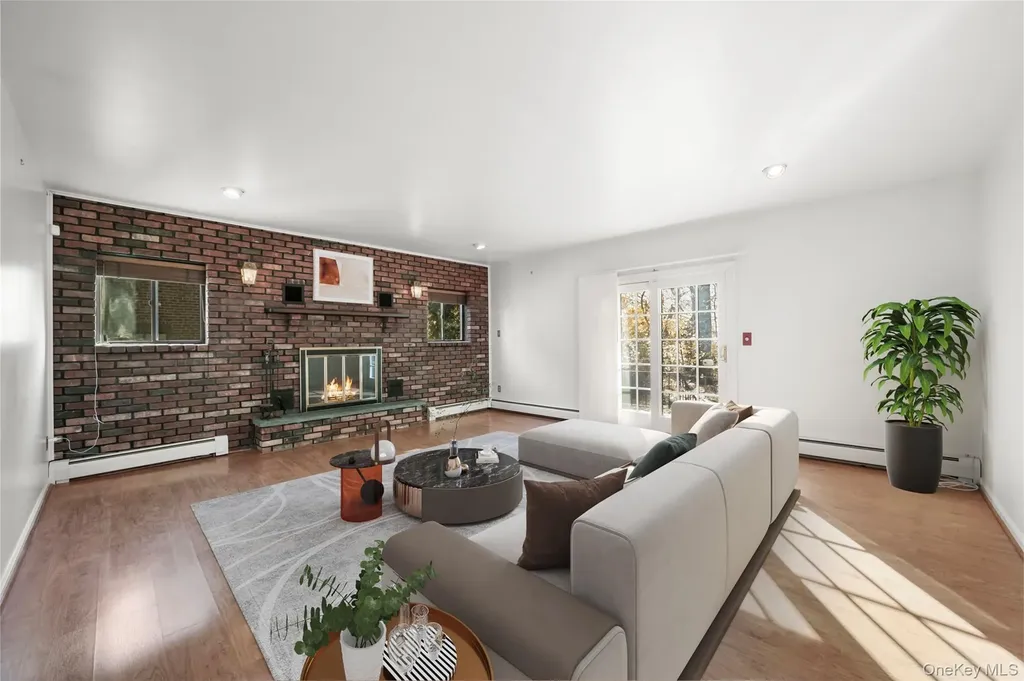 94 Parkway E Mount Vernon NY 10552