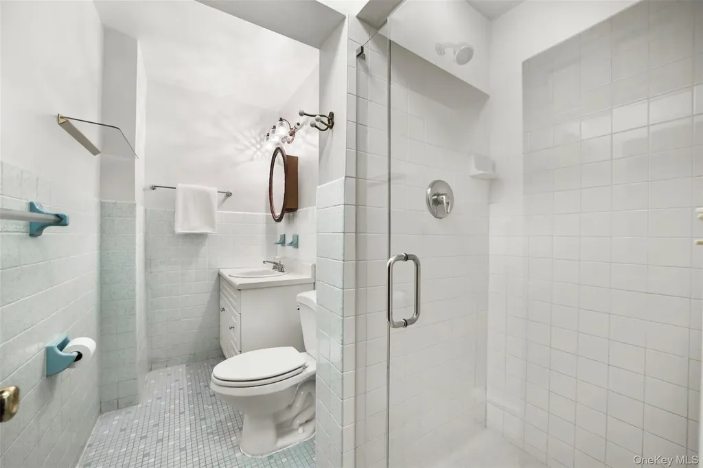 94 Parkway E Mount Vernon NY 10552