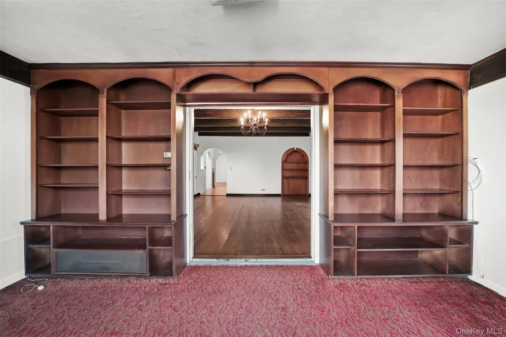 94 Parkway E Mount Vernon NY 10552