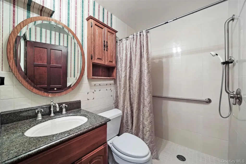 94 Parkway E Mount Vernon NY 10552