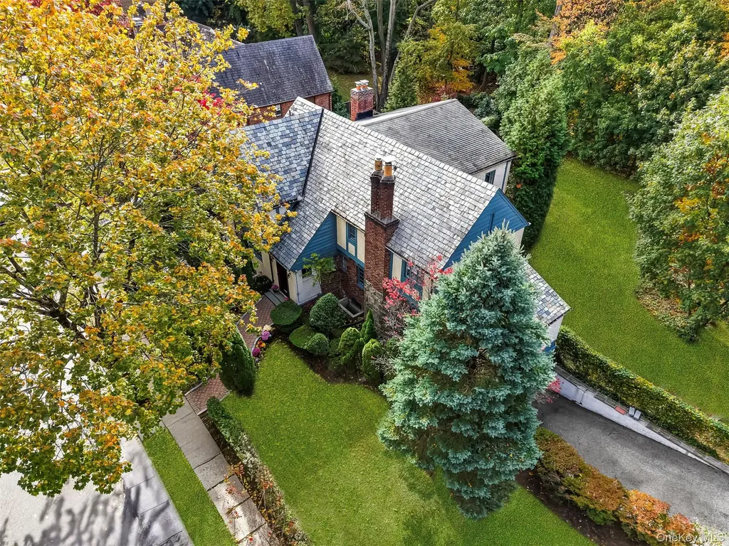 94 Parkway E Mount Vernon NY 10552