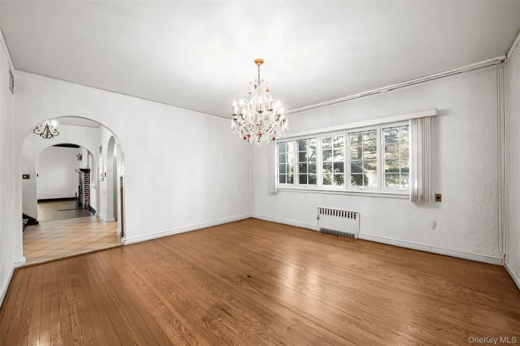 94 Parkway E Mount Vernon NY 10552