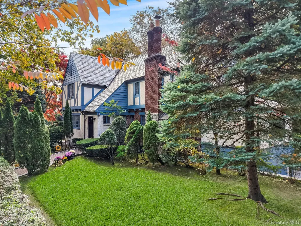 94 Parkway E Mount Vernon NY 10552