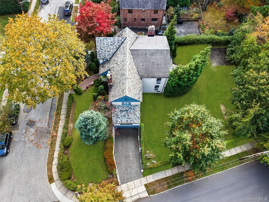 94 Parkway E Mount Vernon NY 10552