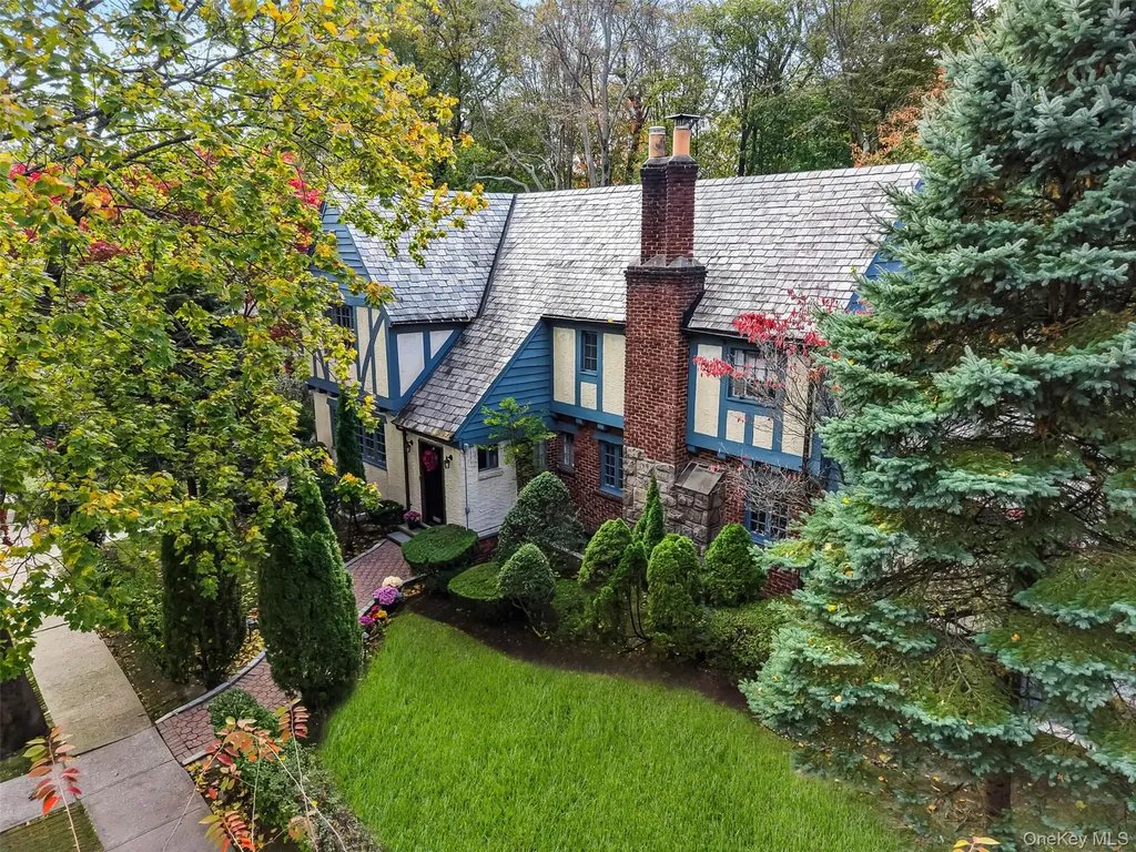 94 Parkway E Mount Vernon NY 10552