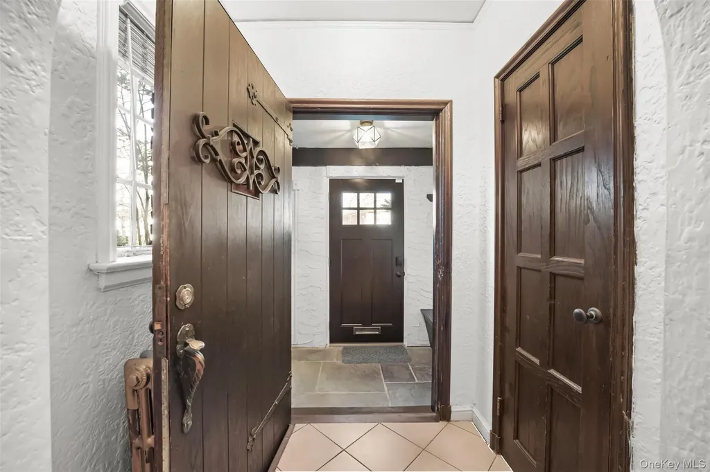 94 Parkway E Mount Vernon NY 10552