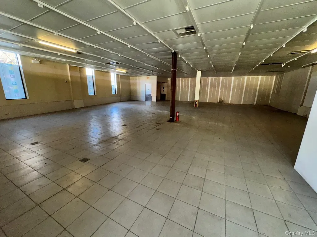 6918 Myrtle Avenue Ridgewood NY 11385