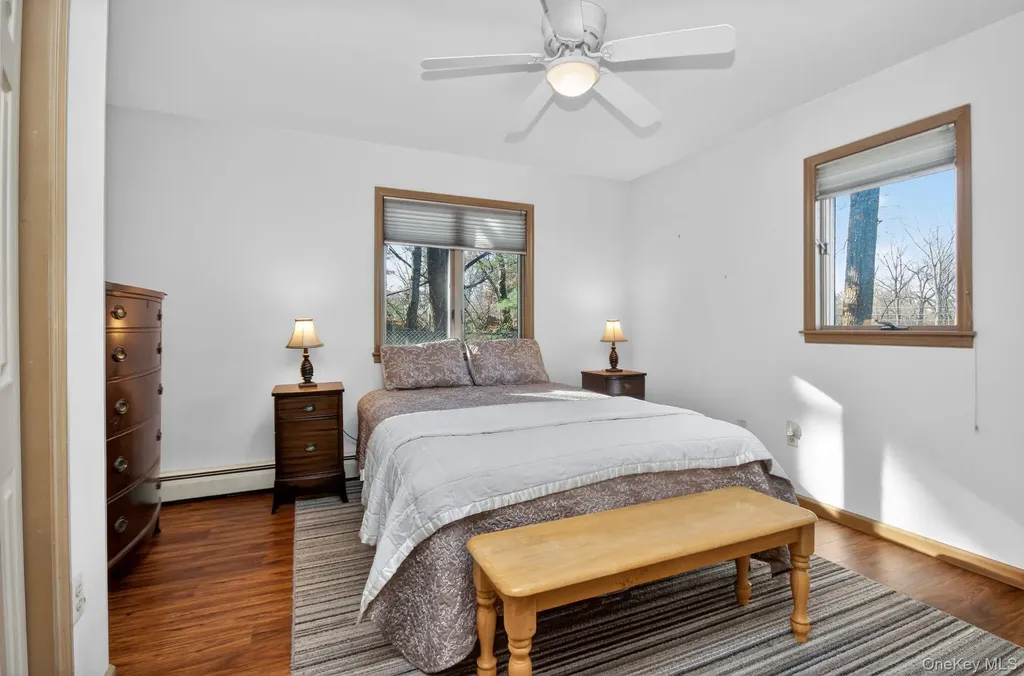 4 Carlyle Road Hyde Park NY 12538